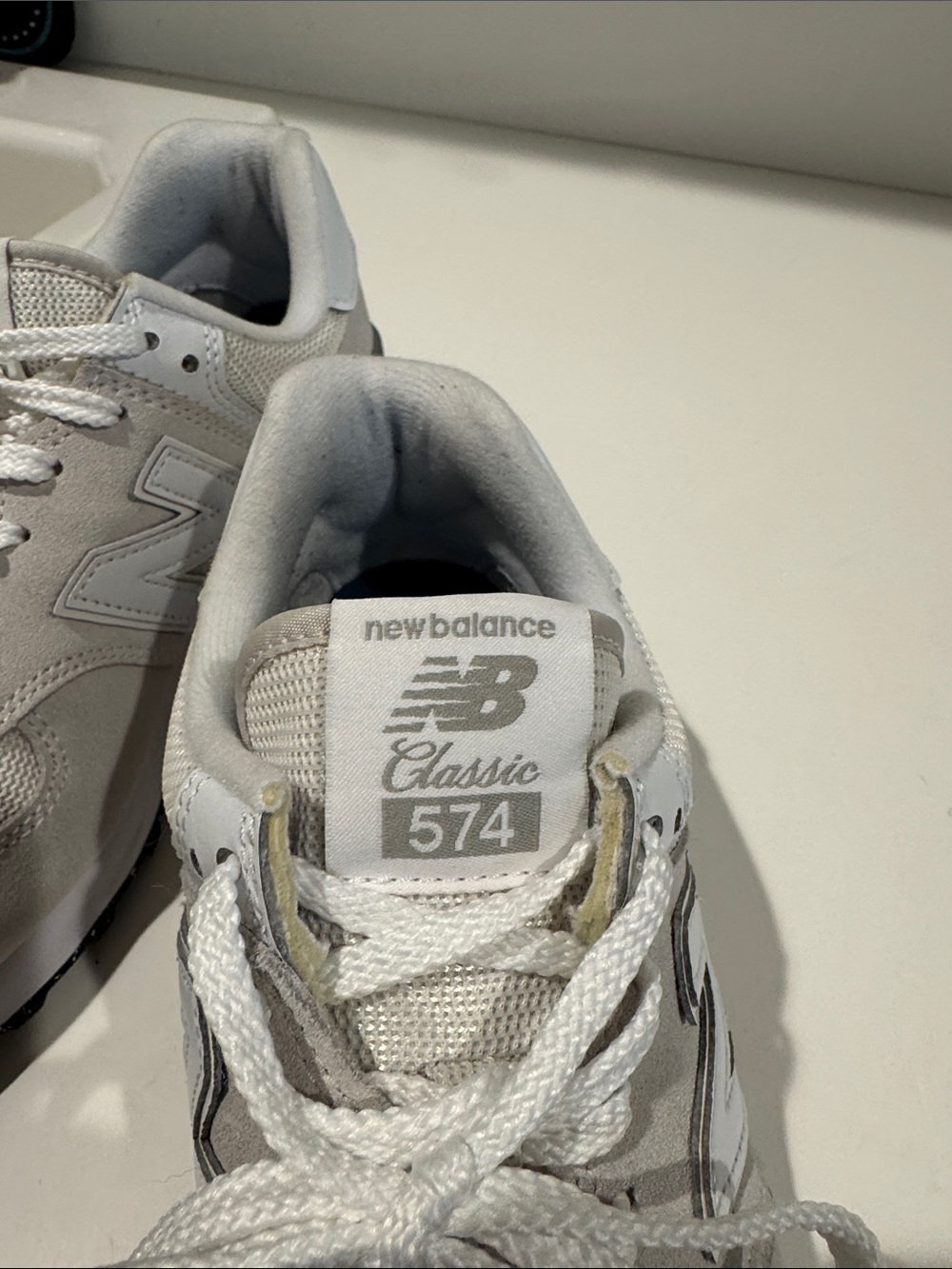 New Balance 574 Core Wmns 10/Mns 8.5 - Picture 7 of 11